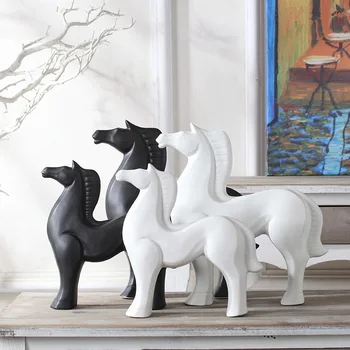 Resumo Cerâmica Cavalo De Artesanato Estátua Decoração Da Mesa Ornamentos Animal Escultura Fosco Porcelana Cavalo Quarto De Estética Decoração